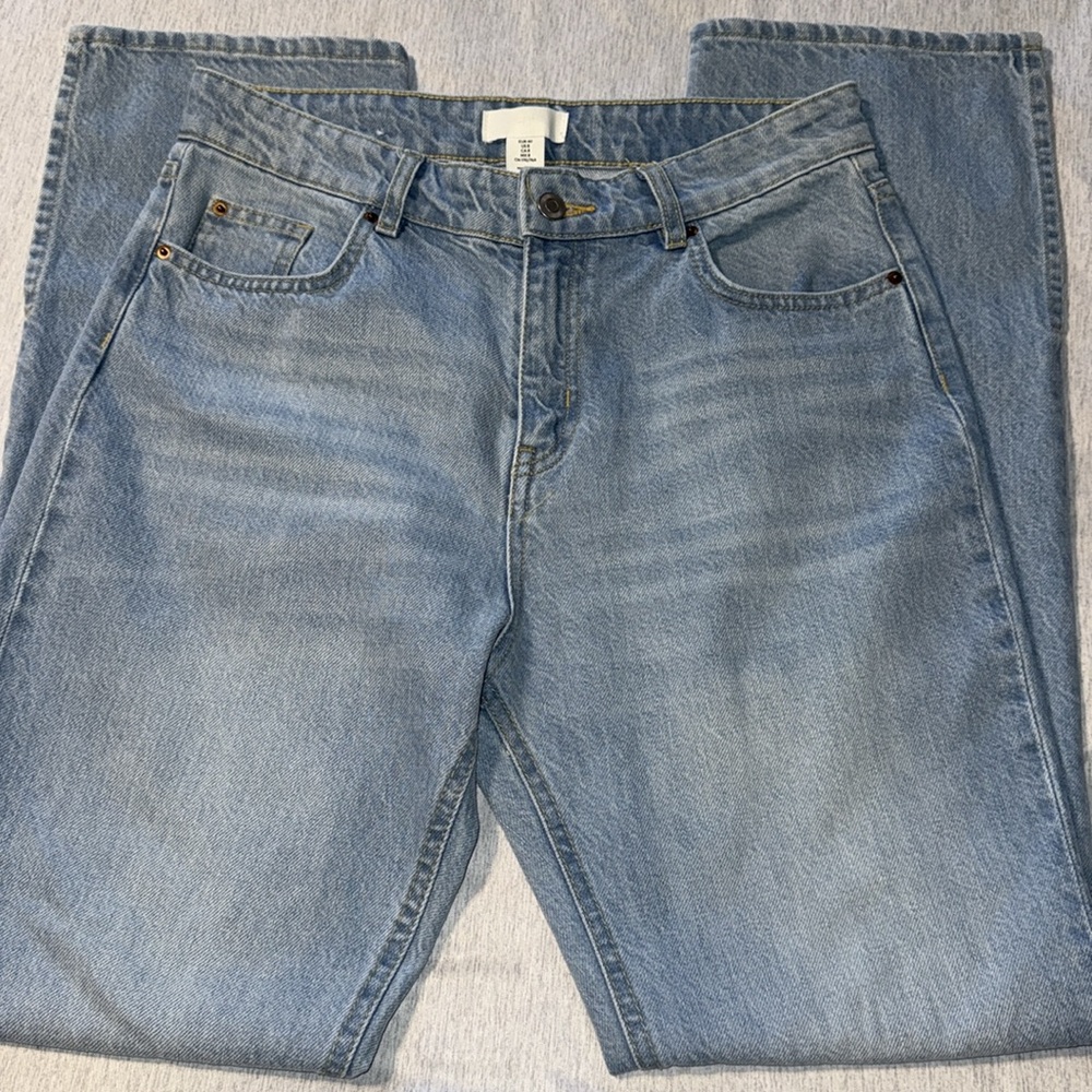 H & M Classic Light Blue Denim Jeans NWT - Picture 2 of 6